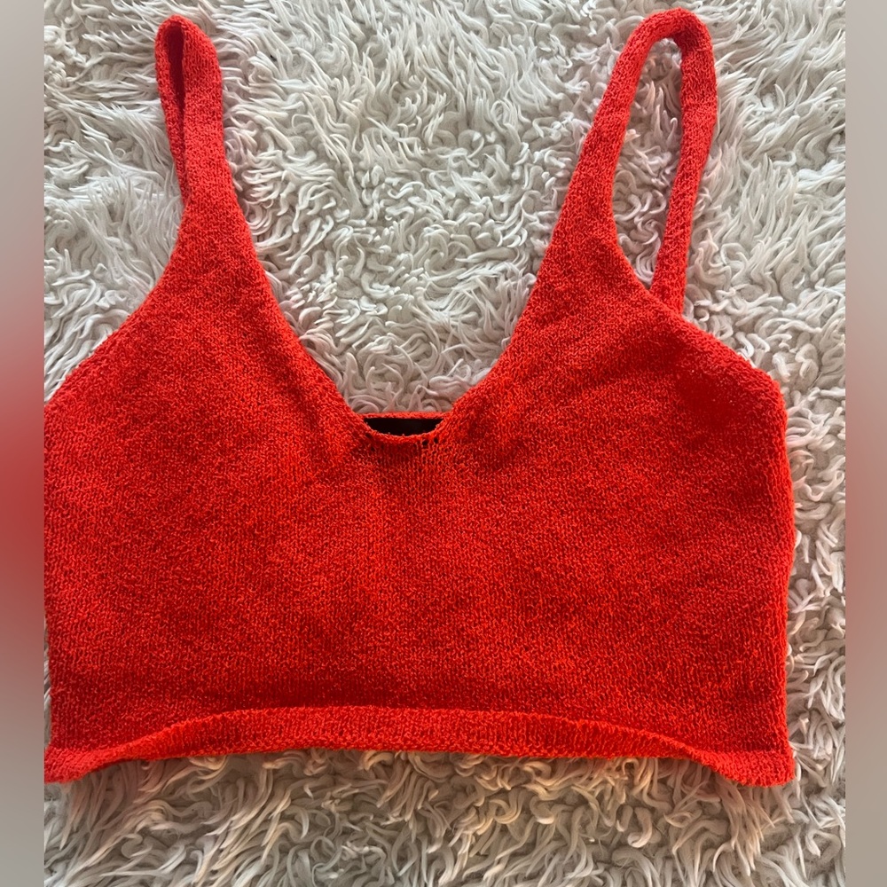 White Fox Crop Top Tank - Picture 2 of 4